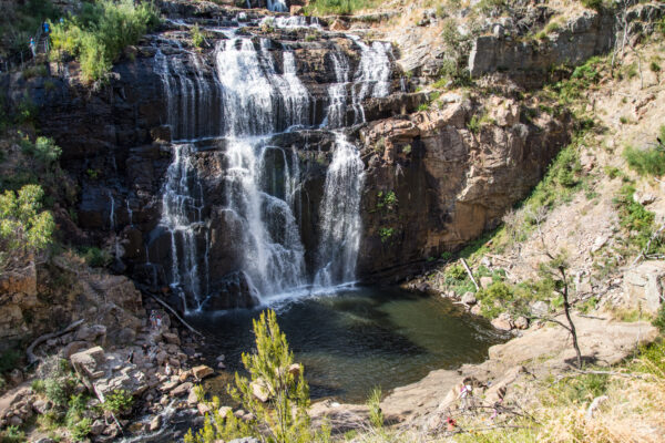 thác nước tại Grampians National Park giữa thiên nhiên hoang sơ Úc
