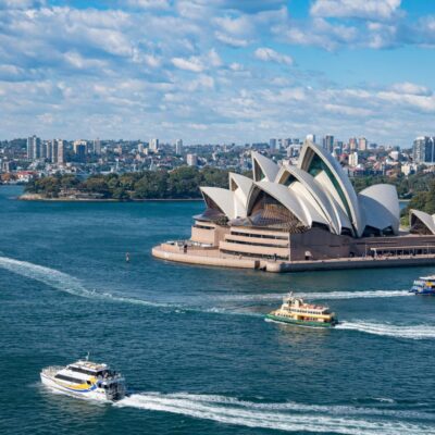 Toàn cảnh Nhà hát Opera Sydney Úc - Tour du lịch Úc đẳng cấp cùng Tourluk