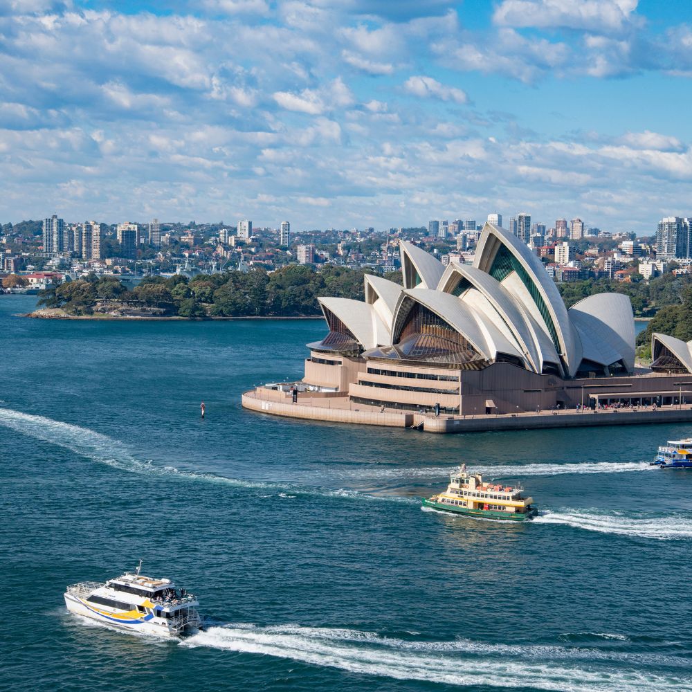 Toàn cảnh Nhà hát Opera Sydney Úc - Tour du lịch Úc đẳng cấp cùng Tourluk