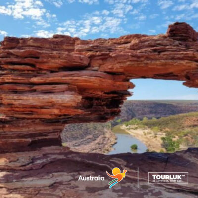 Kalbarri Skywalk và Nature’s Window nổi bật với khung cảnh canyon hùng vĩ, là điểm check-in ấn tượng tại Kalbarri National Park, Úc.