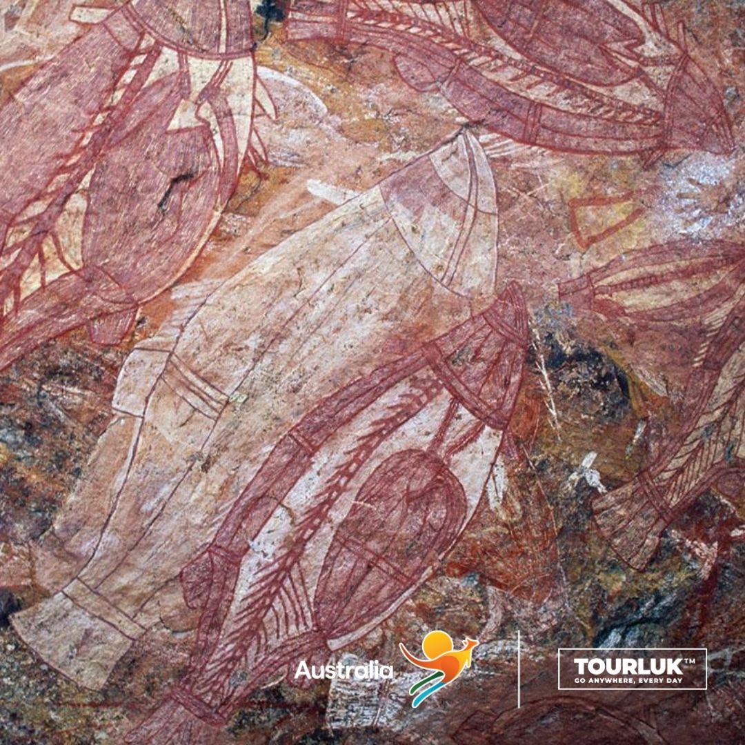 Nourlangie Rock tại Kakadu National Park nổi tiếng với các bức tranh đá Aboriginal cổ, phản ánh văn hóa và lịch sử lâu đời của người bản địa Australia.