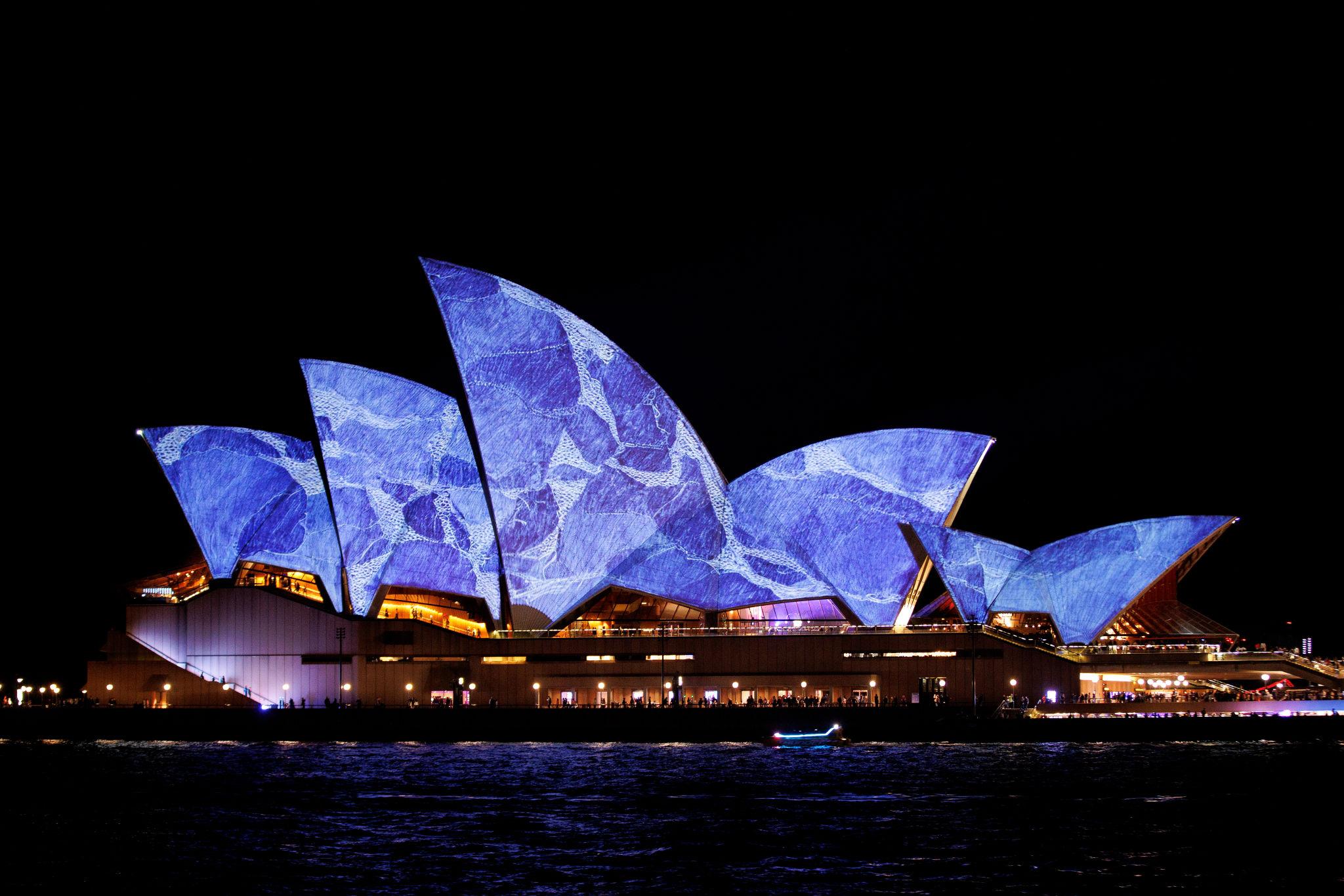 Vivid Sydney vào ban đêm